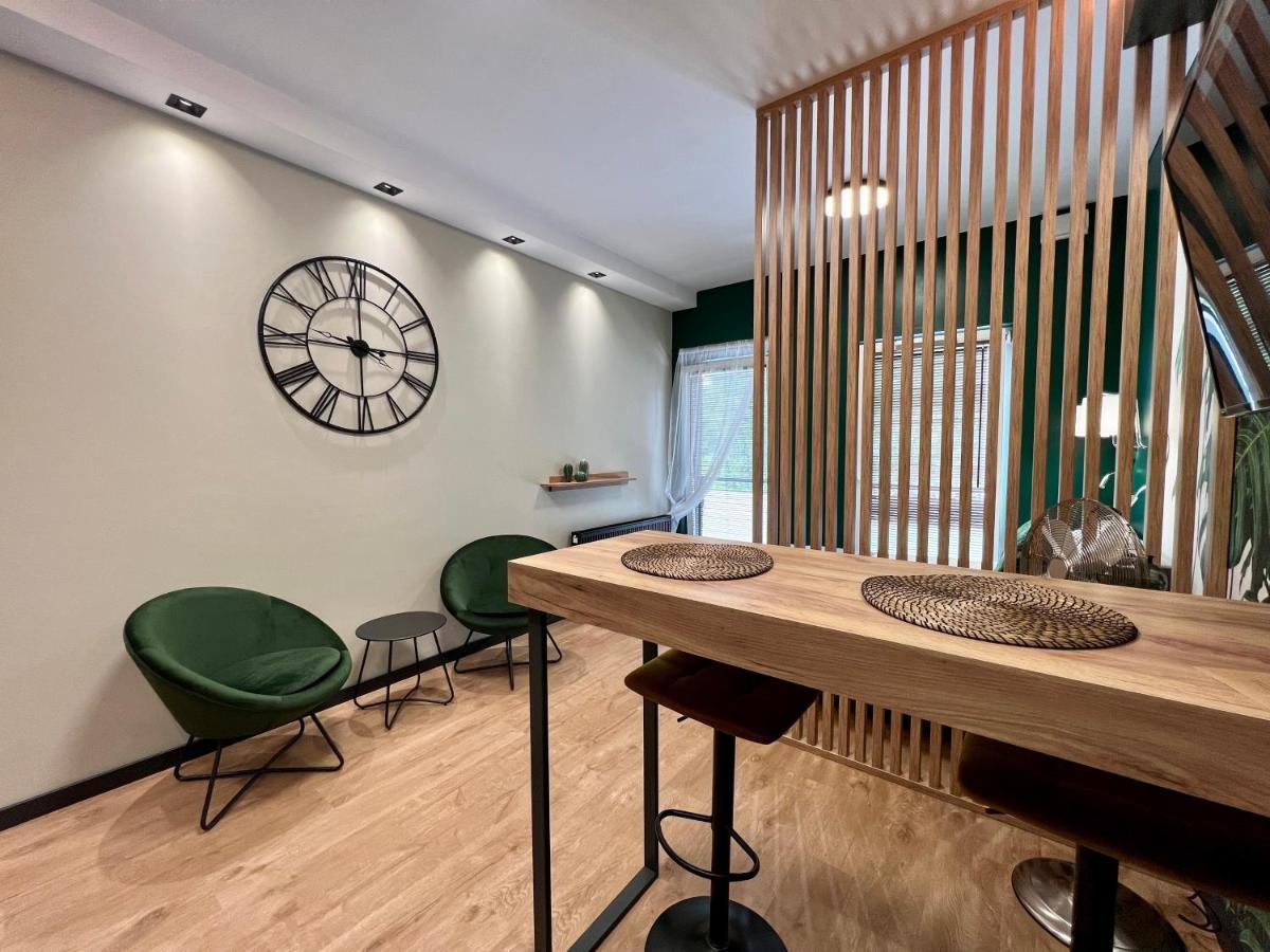 Apartament Spot Klonowa Kielce Esterno foto