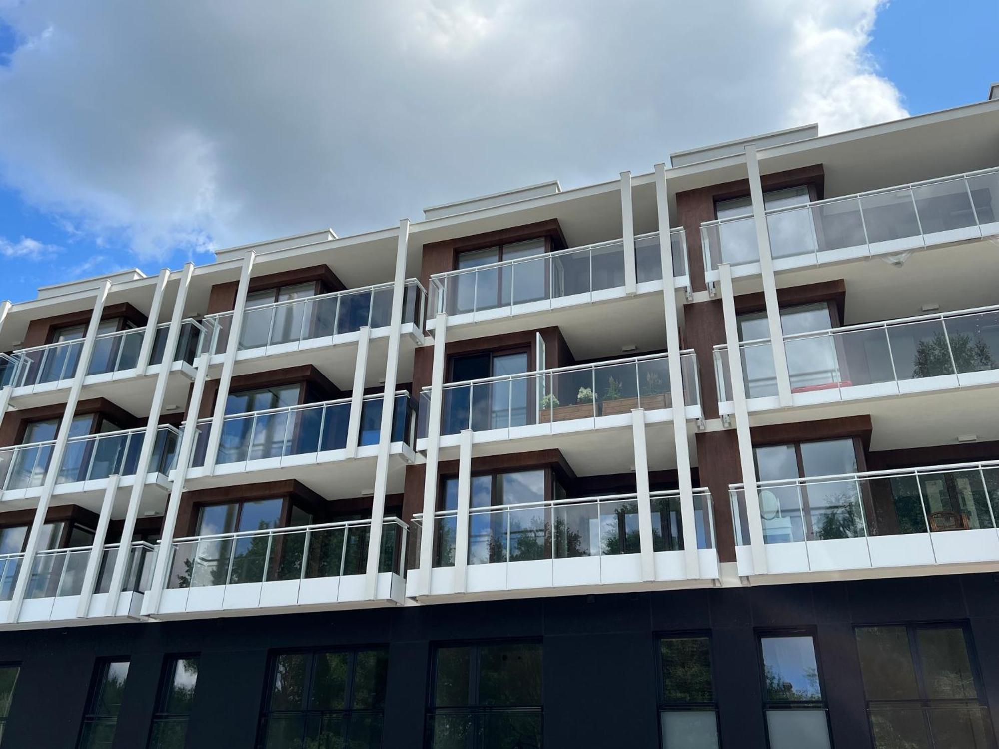 Apartament Spot Klonowa Kielce Esterno foto